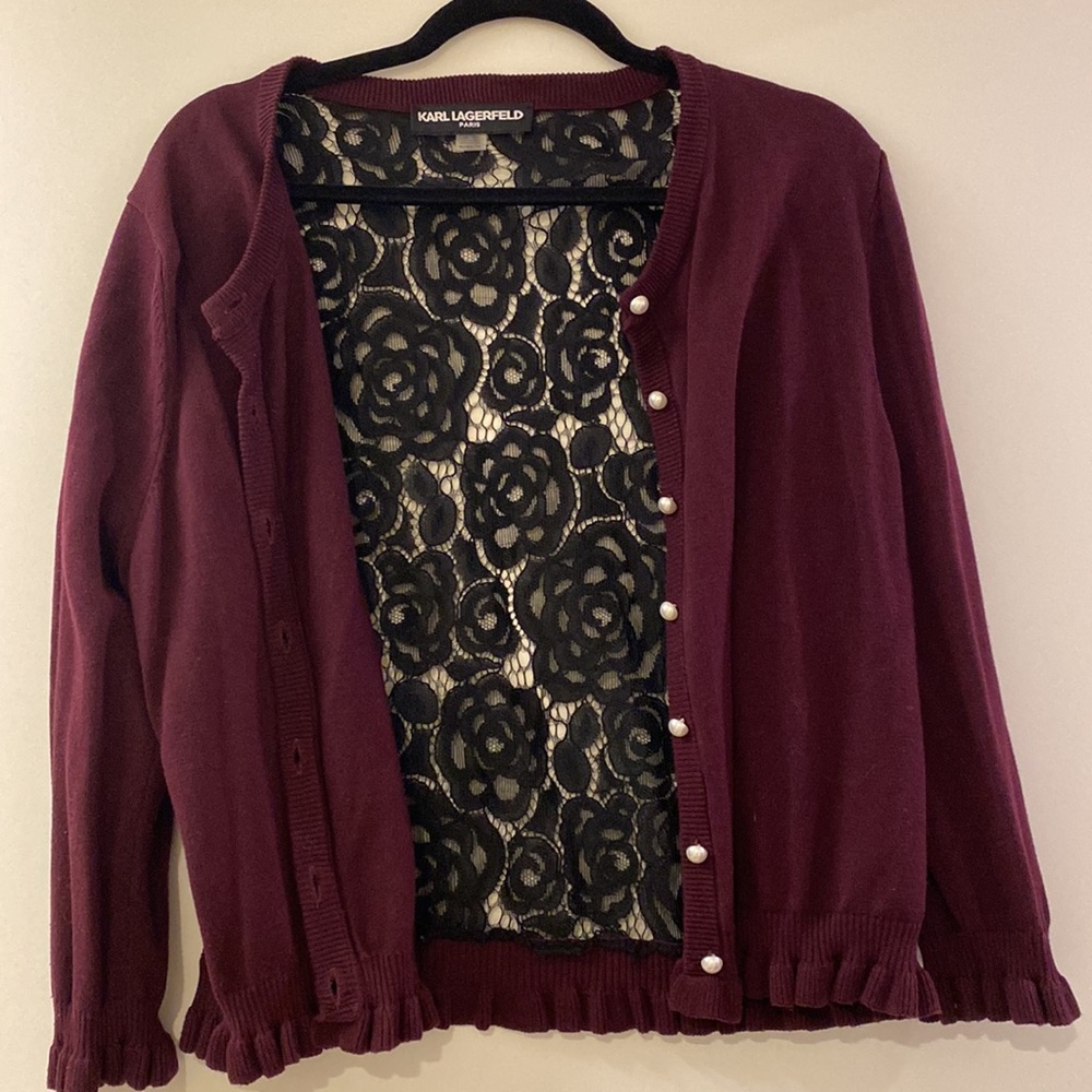 Lace ruffle cardigan in burgundy